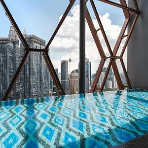  Apartment Scarletz Klcc By Soulasia Ma­lay­sia
